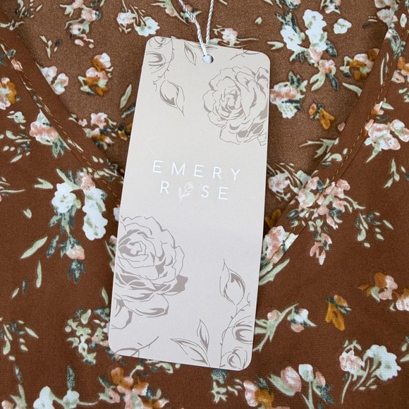 Emery Rose Dress Womens XL Brown Floral Short Sleeve Ruffle Hem Swing V-Neck - Picture 11 of 13